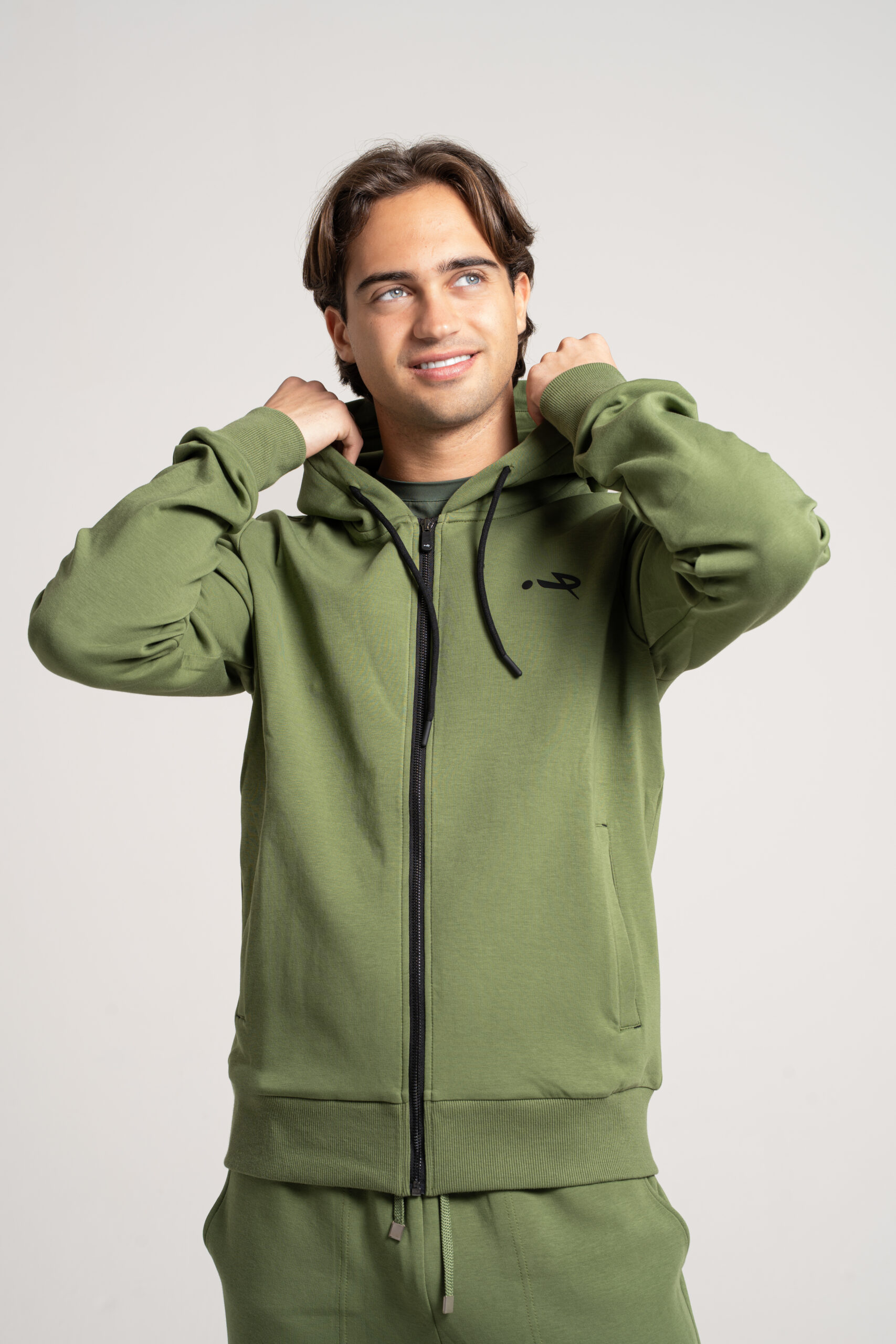 toledo_green_sweatshirt_01_preview